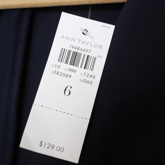 ANN TAYLOR NEW Seasonless Stretch Sheath Dress V Neck Sleeveless Navy 6 - Picture 6 of 8